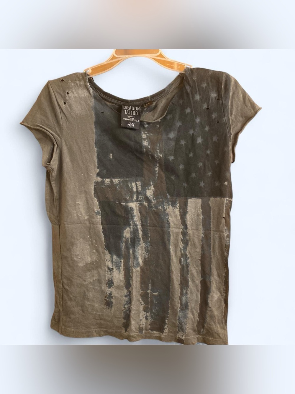 H&M Trish Summerville the girl with the dragon tattoo flag shirt
